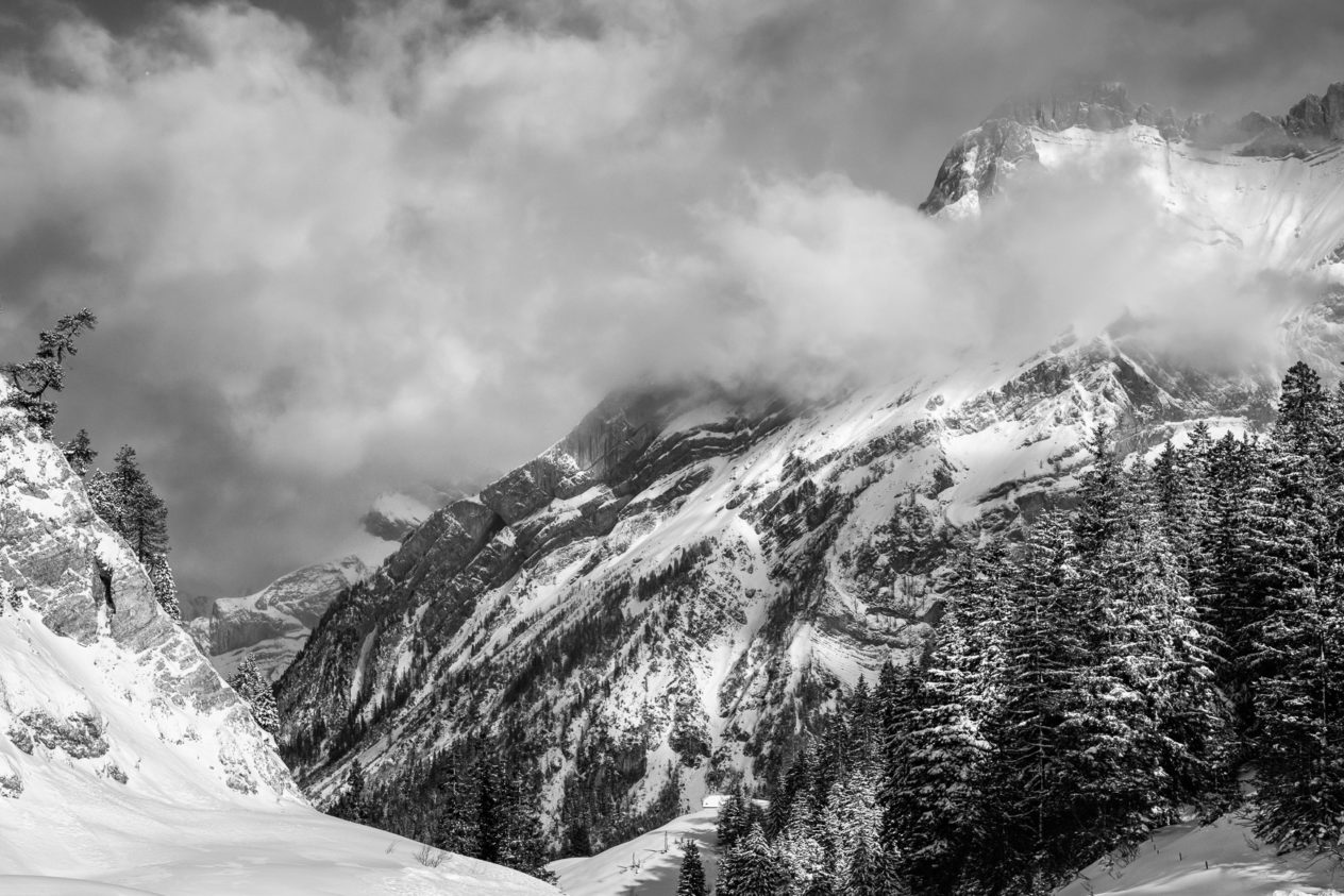 The Diablerets alpine region in Switzerland in winter, featuring the Schluchhorn. Alpine winter paradise - Copyright Johan Peijnenburg - NiO Photography